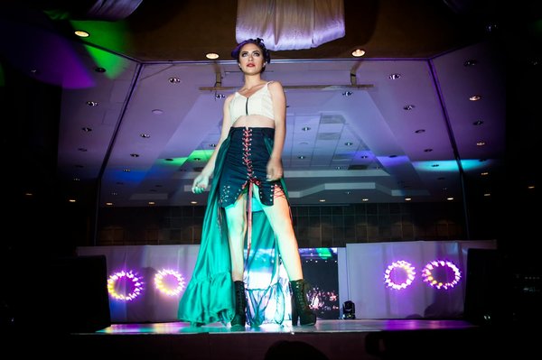 Découvrez les nouvelles tendances du shopping moderne et révolutionnez votre garde-robe dès maintenant